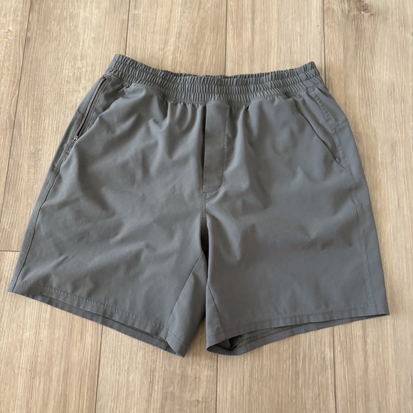 VRST Other - VRST Mens Medium 7" Inseam Liner Woven Athletic Gym Shorts Gray